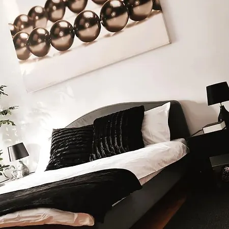 Apartament Magnolia 2bdr Apt Piata Romana- Piata Victoriei