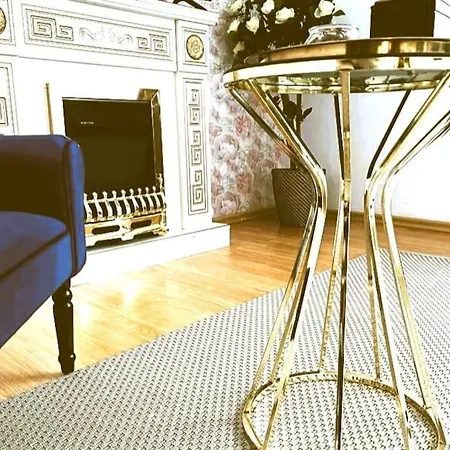 Magnolia 2bdr Apt Piata Romana- Piata Victoriei Apartament