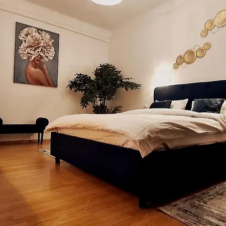 Magnolia 2bdr Apt Piata Romana- Piata Victoriei Apartament *